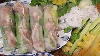 Pork Rice Paper Rolls (3pc)